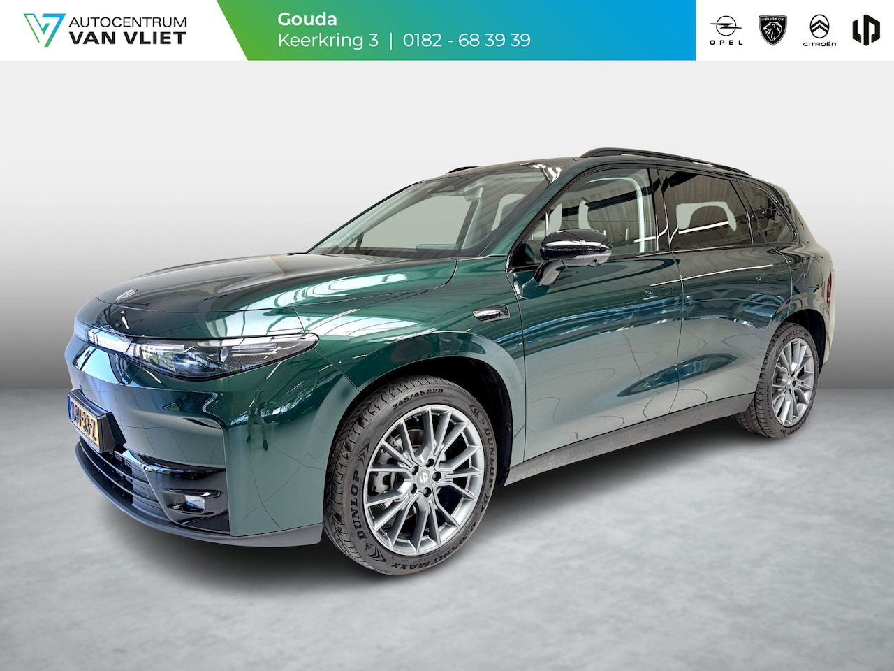 Leapmotor C10 - REEV Design 28.4 kWh | 215 PK | 974 km WLTP | Navigatie | Parkeer camera - AutoWereld.nl