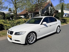 BMW 3-serie - 323iA 203PK M-Sport•Automaat•Leder