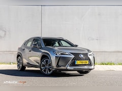 Lexus UX - 250h Executive Line