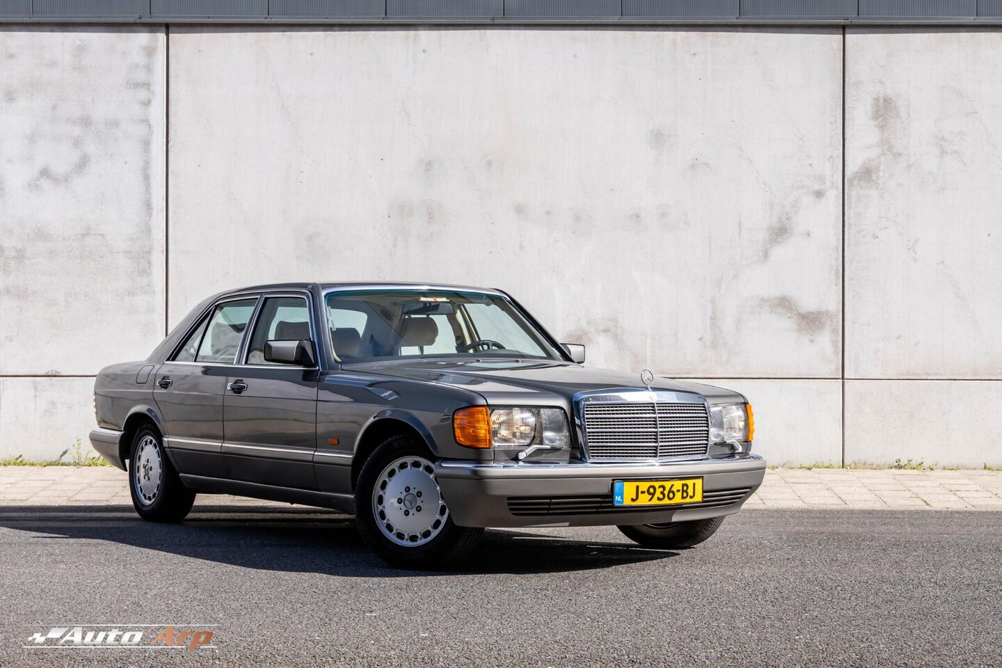 Mercedes-Benz S-klasse - 300 SE 300 SE - AutoWereld.nl