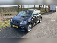 Volkswagen Up! - 1.0 high up BlueMotion 5-DEURS / AIRCO / GEEN GARANTIE / MET NIEUWE APK
