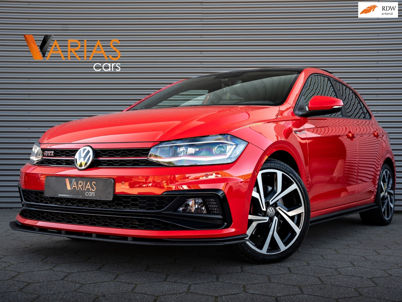 Volkswagen Polo - 2.0 TSI GTI Pano Beats Navi Camera VOL!! - AutoWereld.nl