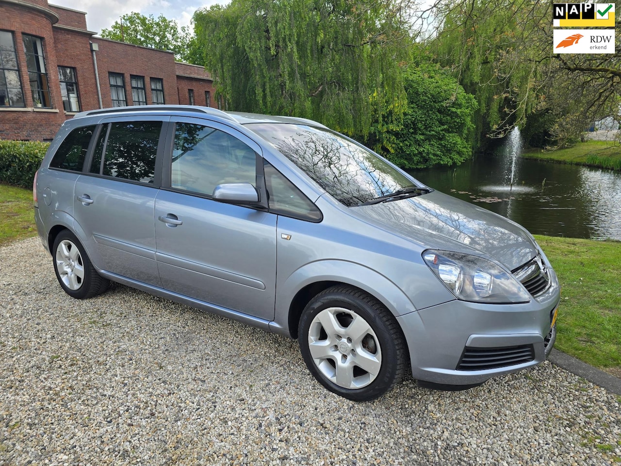 Opel Zafira - 1.8 Executive 7-PERSOONS airco/CRUISE *apk:05-2026* - AutoWereld.nl