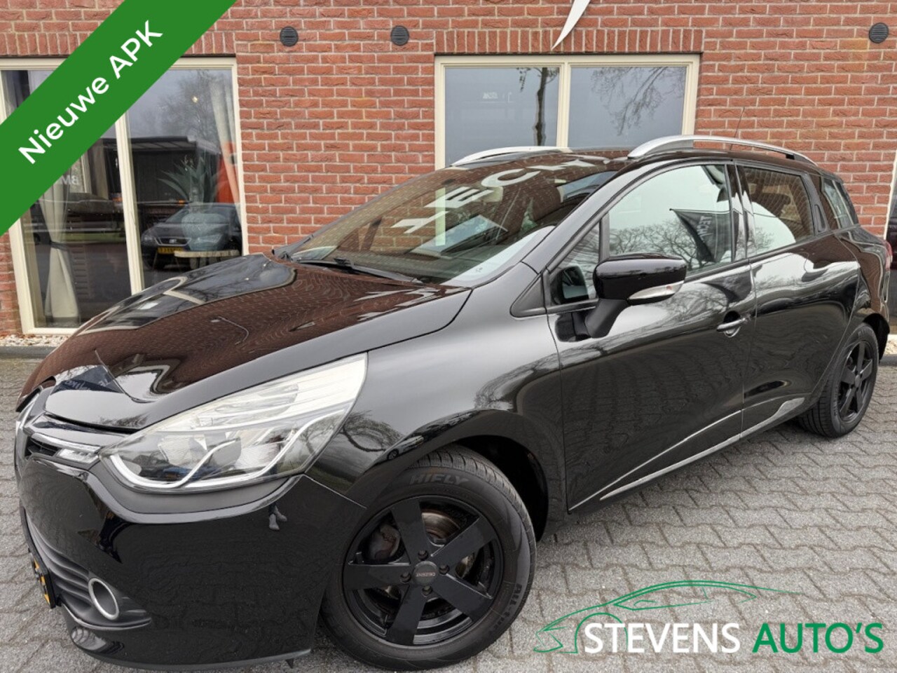 Renault Clio Estate - 0.9 TCe Dynamique NIEUWE APK / R-LINK / CLIMA / CRUISE / KEYLESS - AutoWereld.nl