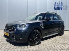 MINI Countryman - Cooper SE 220 pk ALL4 PHEV Panoramadak Sportstoelen Navi Leder Stoelverwarming Carplay Stu
