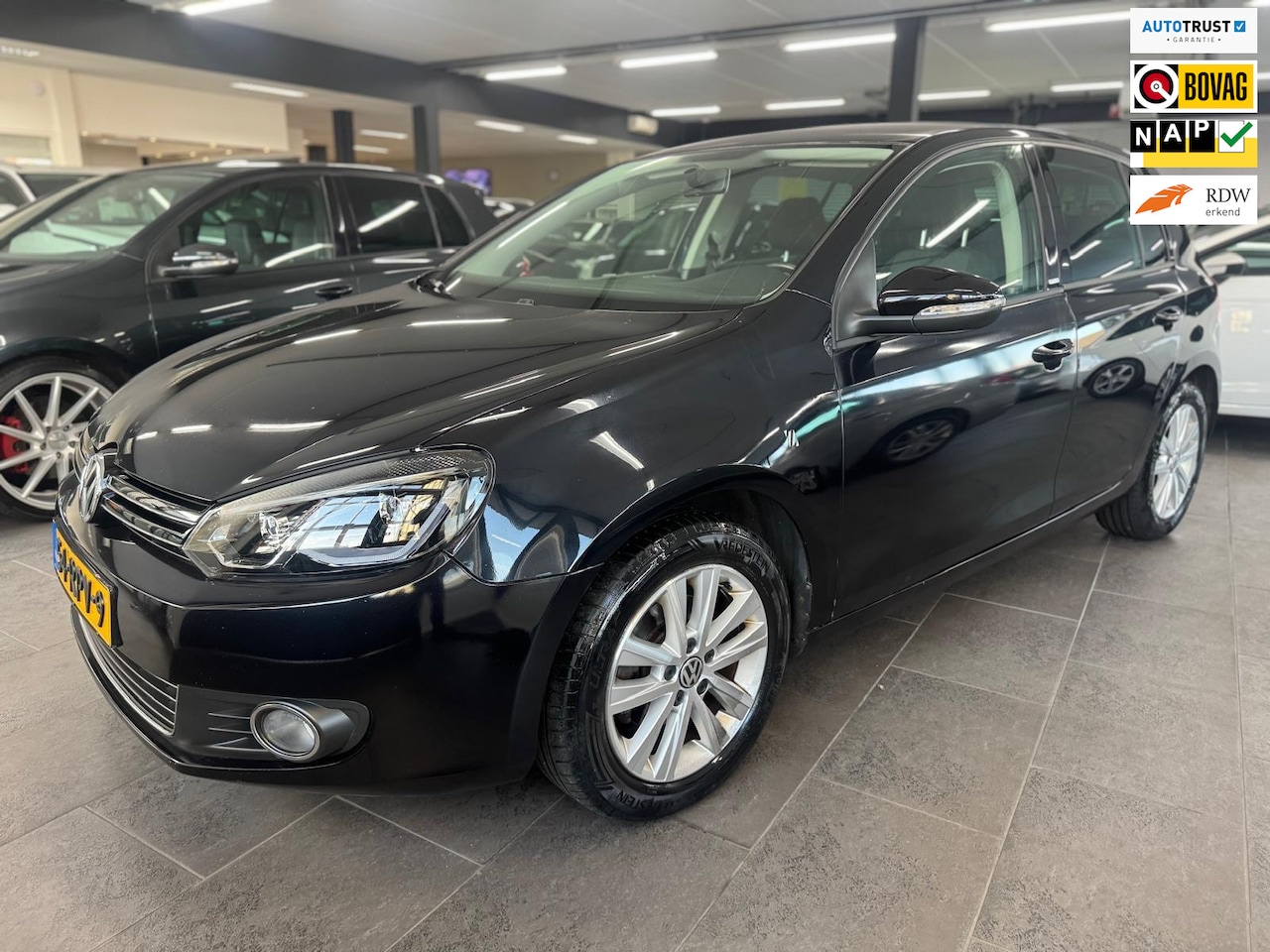 Volkswagen Golf - 1.2 TSI Style BlueMotion clima cruise controle om-velgen elektrische pakket goed onderhoud - AutoWereld.nl