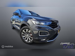 Volkswagen T-Roc - 1.5 TSI Sport 150PK Virtual Dash. Trekhaak