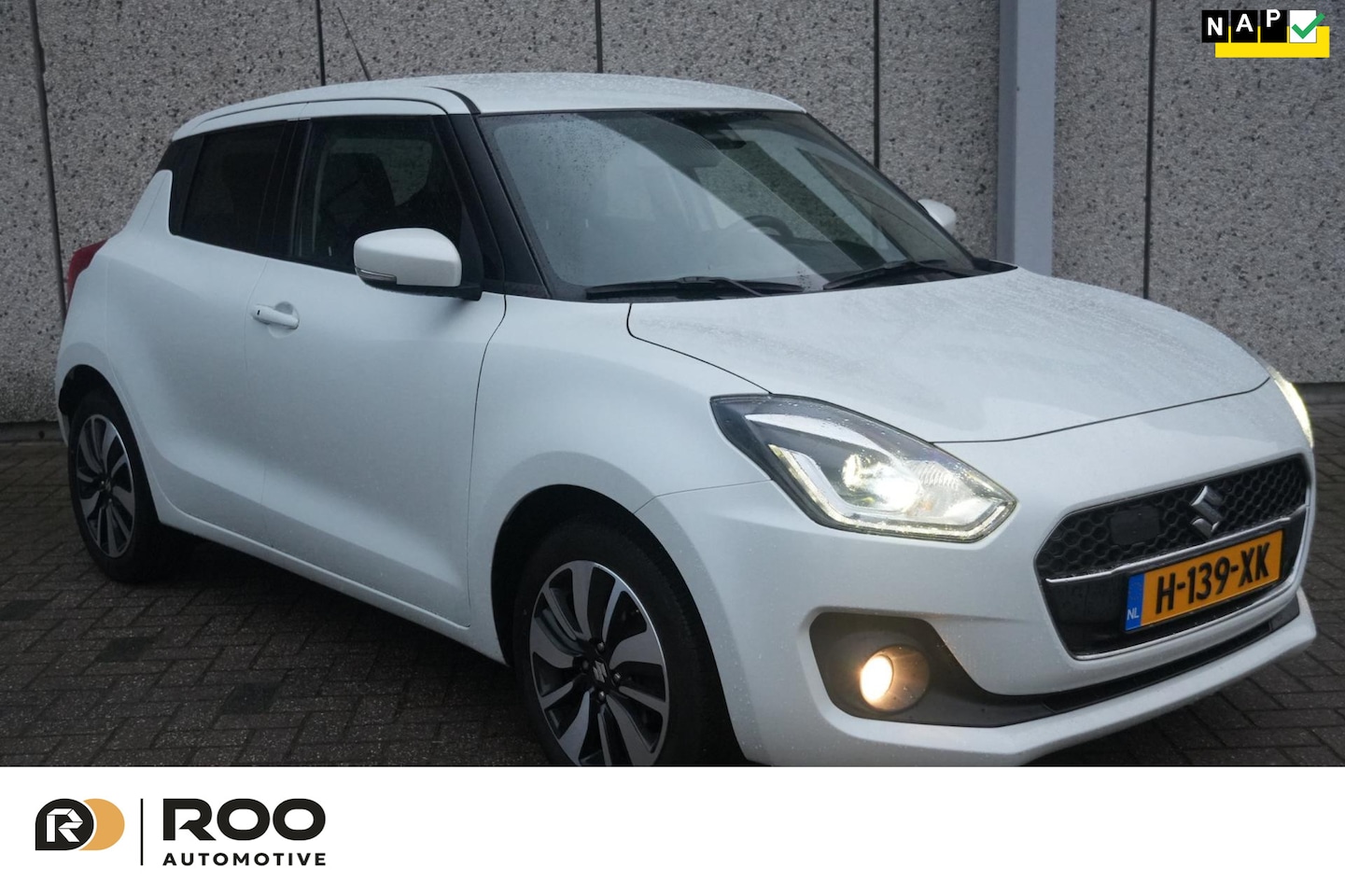 Suzuki Swift - 1.2 Stijl Smart Hybrid 1.2 Stijl Smart Hybrid, Meest luxe, Org NL, Led, Camera, Clima,Navi, 4 x nieuw all seasons - AutoWereld.nl