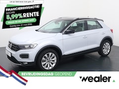 Volkswagen T-Roc - 1.5 TSI Sport | 150 PK | Adaptive cruise control | Apple Carplay/Android Auto | Keyless |