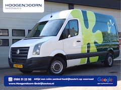 Volkswagen Crafter - 2.5 TDI 136pk L2H2 - Airco - Trekhaak - 3 Zits