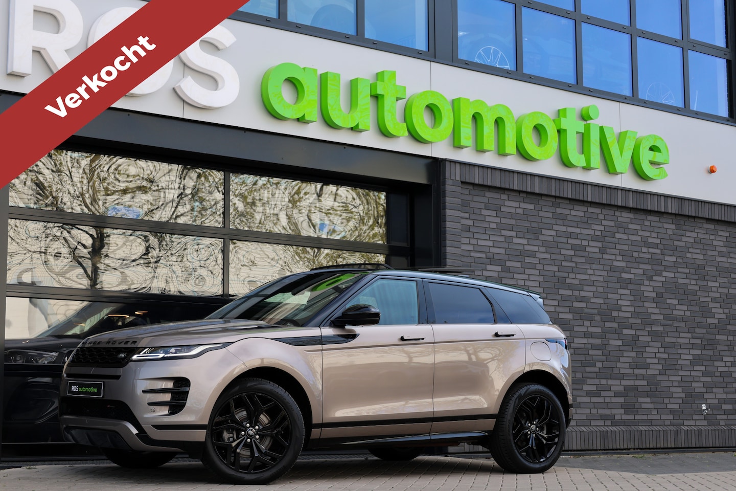 Land Rover Range Rover Evoque - 1.5 P300e AWD R-Dynamic HSE | BTW | PANO | MEMORY | HUD | STOEL/STUURVERW | LEDER | CARPLA - AutoWereld.nl