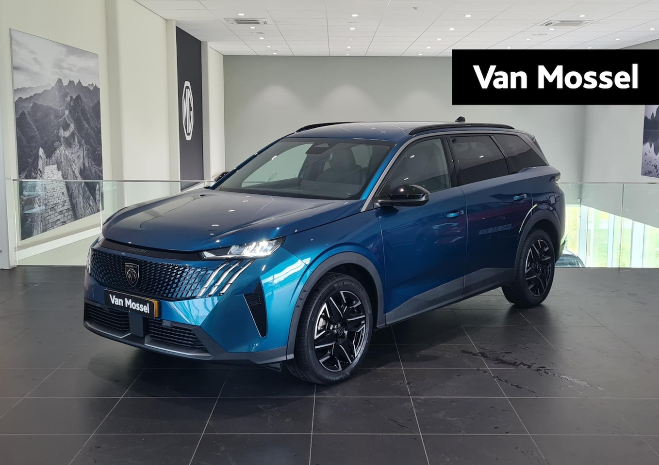 Peugeot 5008 - 1.2 Hybrid 145 Allure | Camera | Apple Carplay/Android Auto | Climate control - AutoWereld.nl