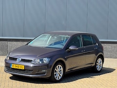 Volkswagen Golf - 1.2 TSI Lounge