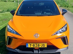 MG MG4 - Luxury 64kWh