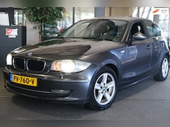 BMW 1-serie - 118i AUT Cruise Pdc Xenon MF-Stuur Stoelverwarming