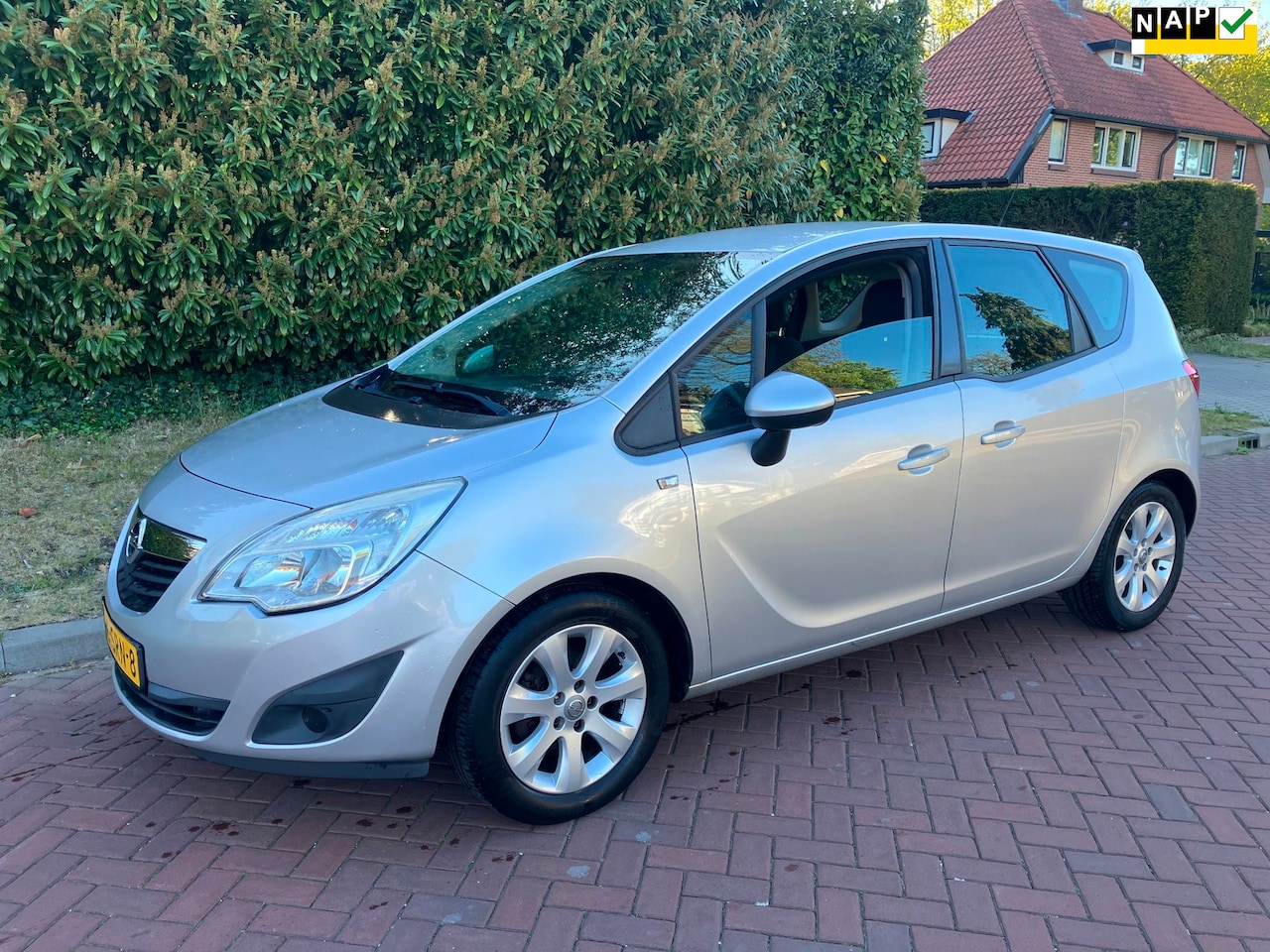 Opel Meriva - 1.4 Cosmo rijd goed koude airco nette auto dealer onderhouden - AutoWereld.nl