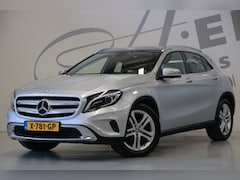 Mercedes-Benz GLA-Klasse - 200 Panoramadak/ Stoelverwarming