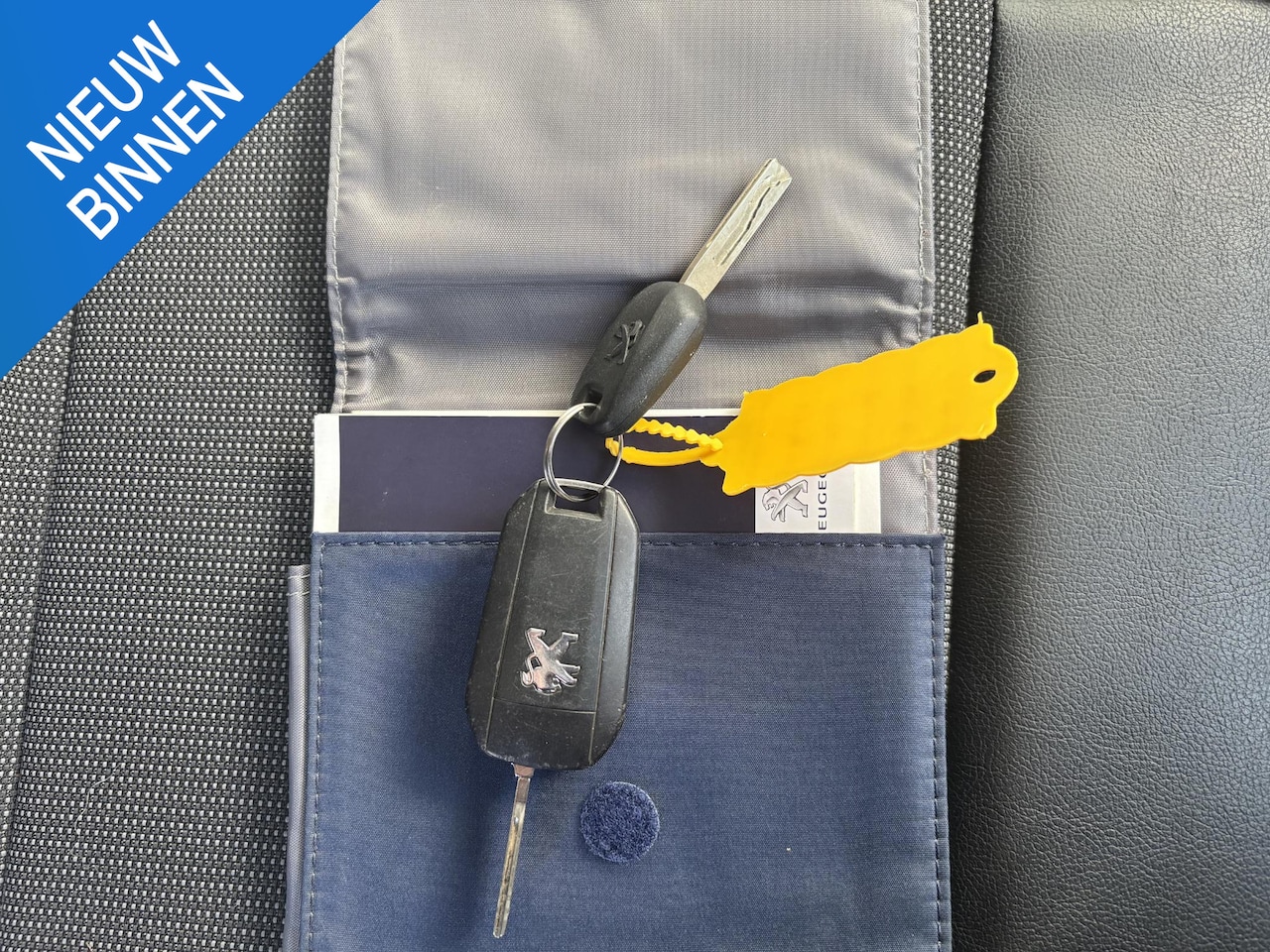 Peugeot Expert - 1.6 BlueHDI*A/C*3-PERS*CRUISE*NAVI*HAAK*CARPLAY* - AutoWereld.nl