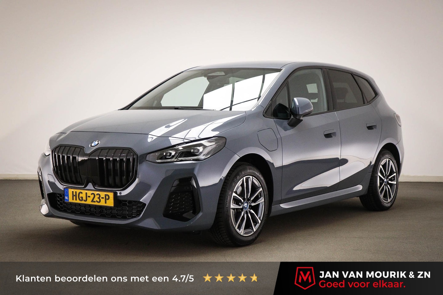 BMW 2-serie Active Tourer - 225e xDrive | Individual Storm Bay metallic | PREMIUM PACK | STUURVERWARMING | DRAADLOZE L - AutoWereld.nl
