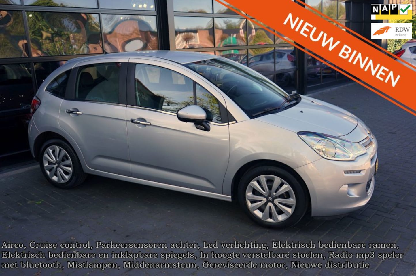 Citroën C3 - 1.2 PureTech Collection 1.2 PureTech Collection, Airco, CC, Bluetooth, Elek pakket - AutoWereld.nl
