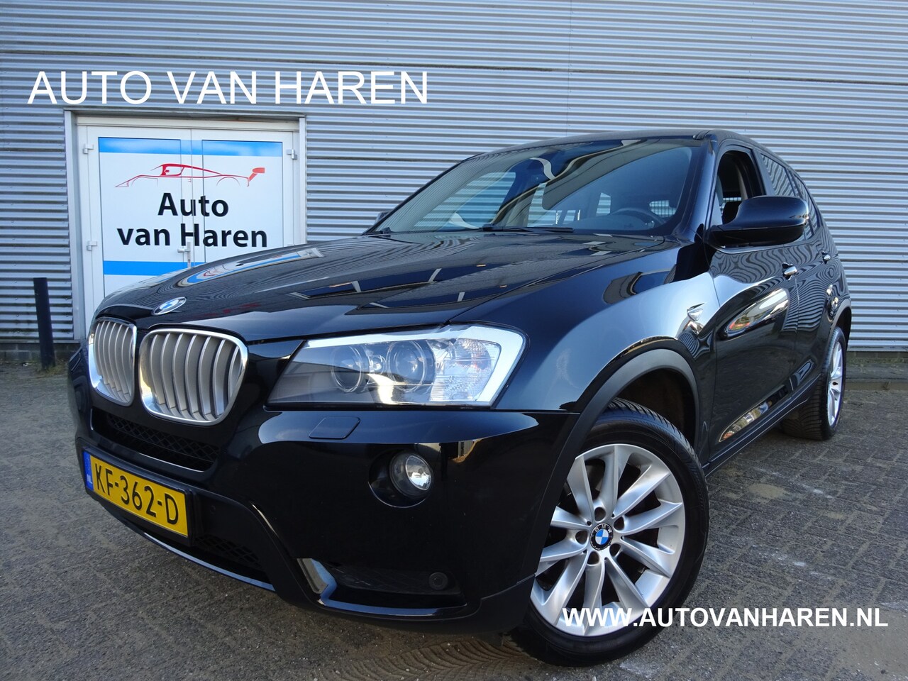 BMW X3 - xDrive28i AUTOMAAT LEDER TREKHAAK NAVIGATIE STOELVERWARMING ALL SEASON BANDEN - AutoWereld.nl