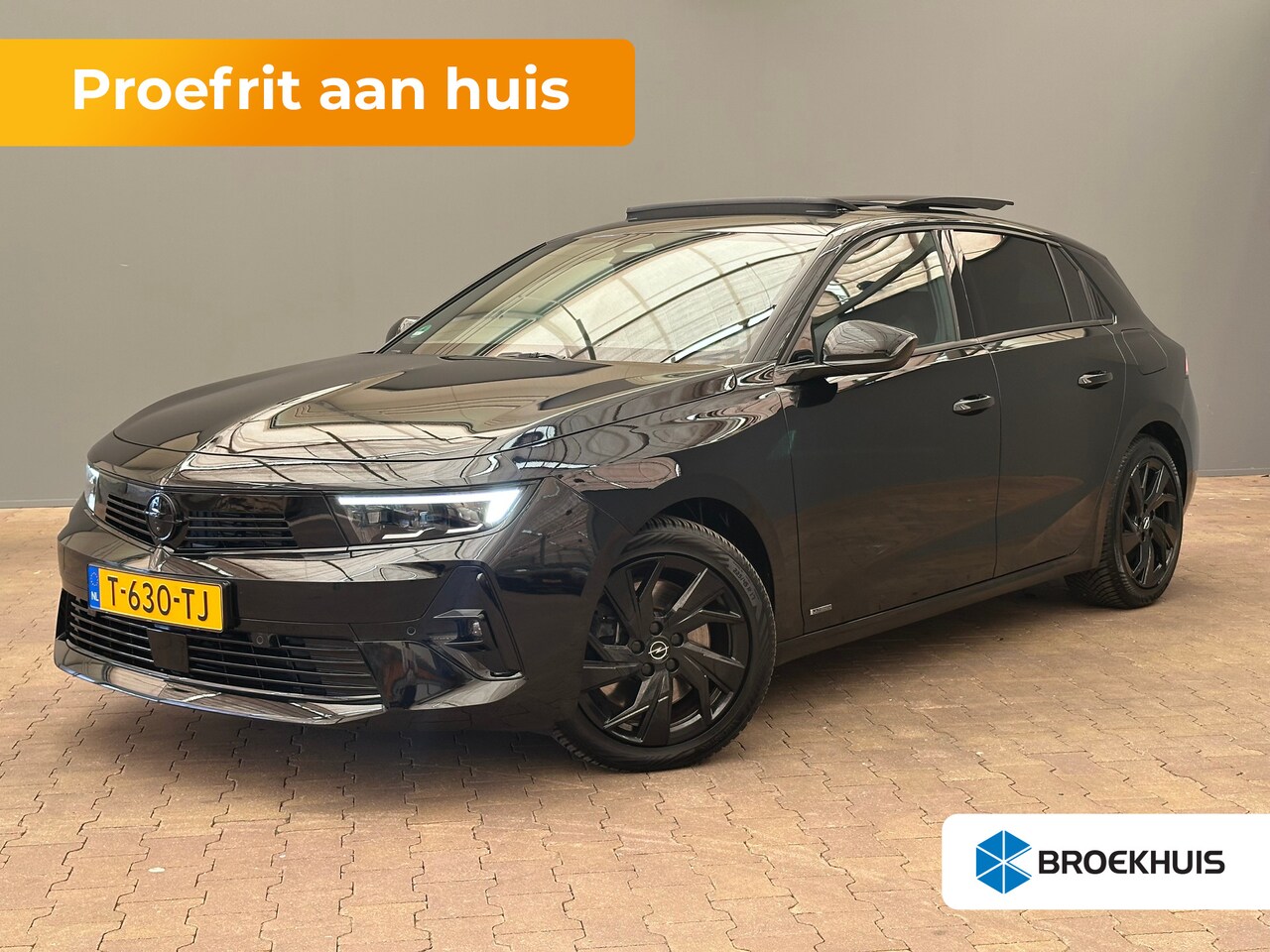 Opel Astra - 1.6 Hybrid Level 4 All season banden | Panoramadak | Head-up Display | AGR Stoelen | | Ach - AutoWereld.nl