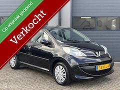 Peugeot 107 - 1.0-12V XS Uitvoering Airco_Carplay Radio