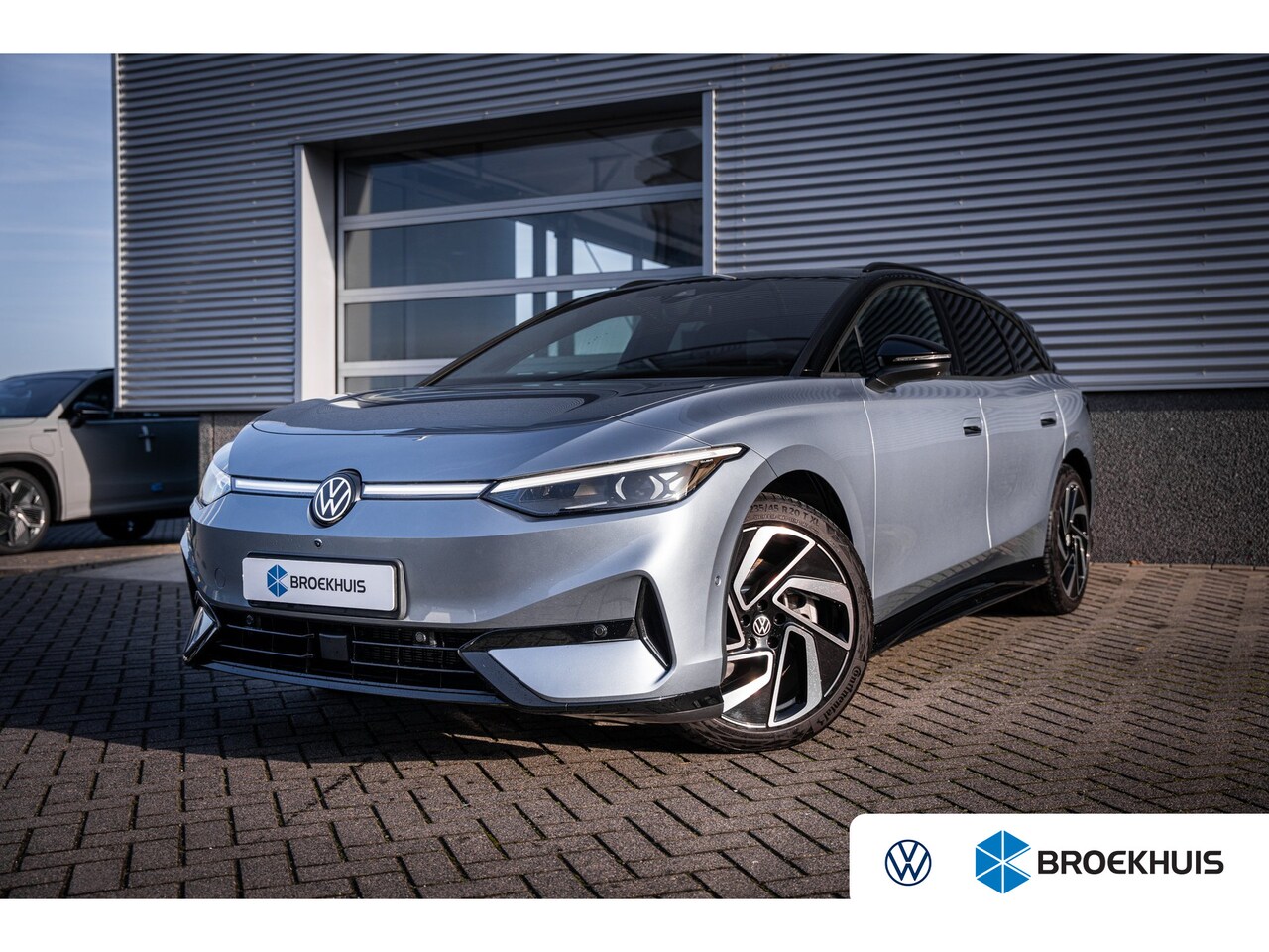 Volkswagen ID.7 Tourer - Pro Limited Edition 77 kWh | 360 graden camera | Draadloze telefoonlader | Elektrisch bedi - AutoWereld.nl