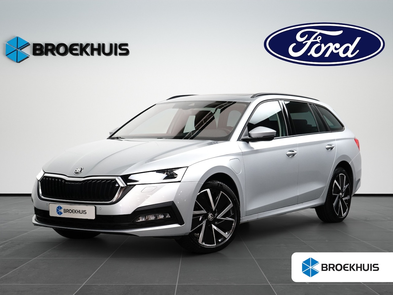 Skoda Octavia Combi - 1.4 TSI iV PHEV Business Edition 204pk | Panoramadak | Adaptive Cruise | Winterpack | Elek - AutoWereld.nl