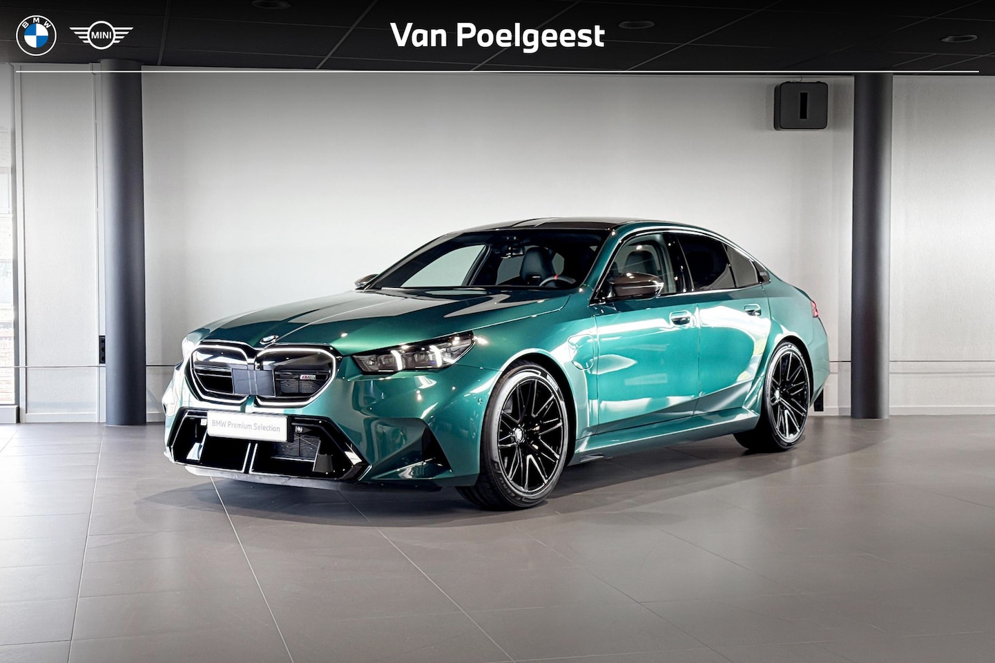 BMW M5 - Sedan | M Driver's Pack | Bowers & Wilkins | Stoelventilatie | Iconic Glow | - AutoWereld.nl