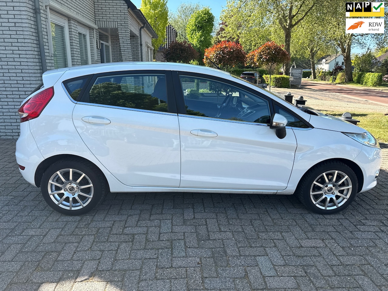 Ford Fiesta - 1.25 Titanium 1.25 Titanium - AutoWereld.nl