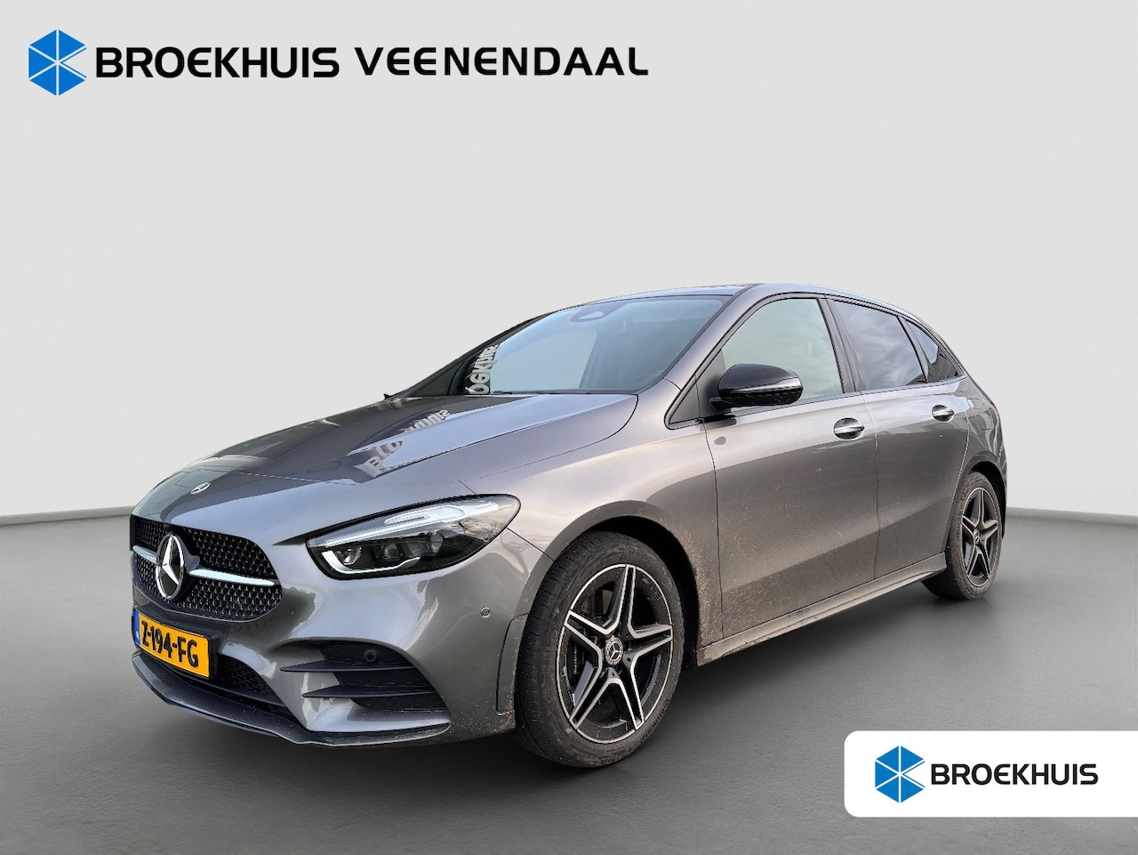 Mercedes-Benz B-klasse - 250 e AMG Line | Pano | Trekhaak | Adap. Cruise | BLIS | Carplay | AMG-styling | Achteruit - AutoWereld.nl