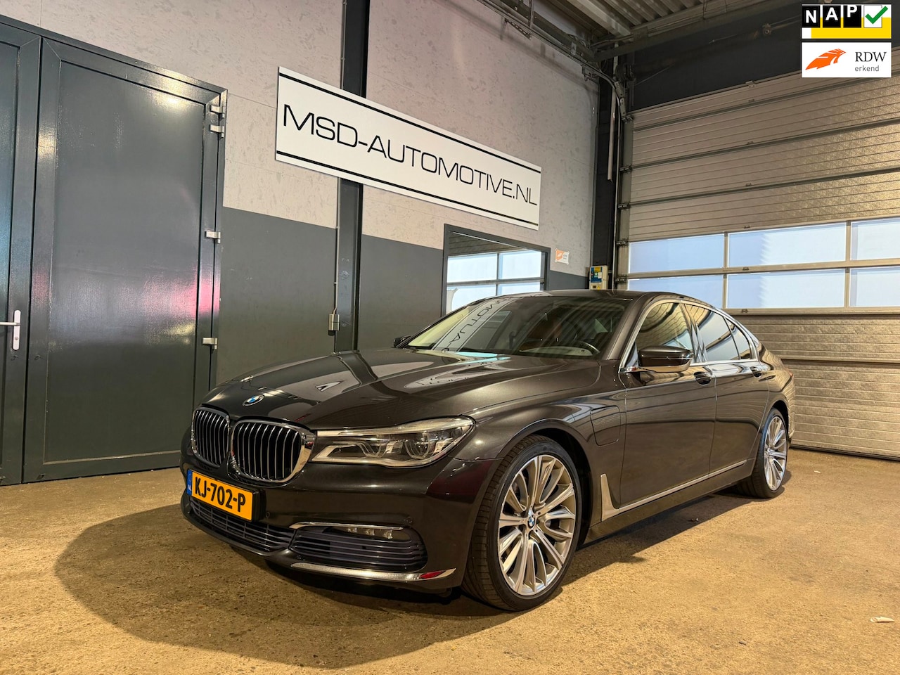 BMW 7-serie - 740e iPerformance Incl BTW Export - AutoWereld.nl