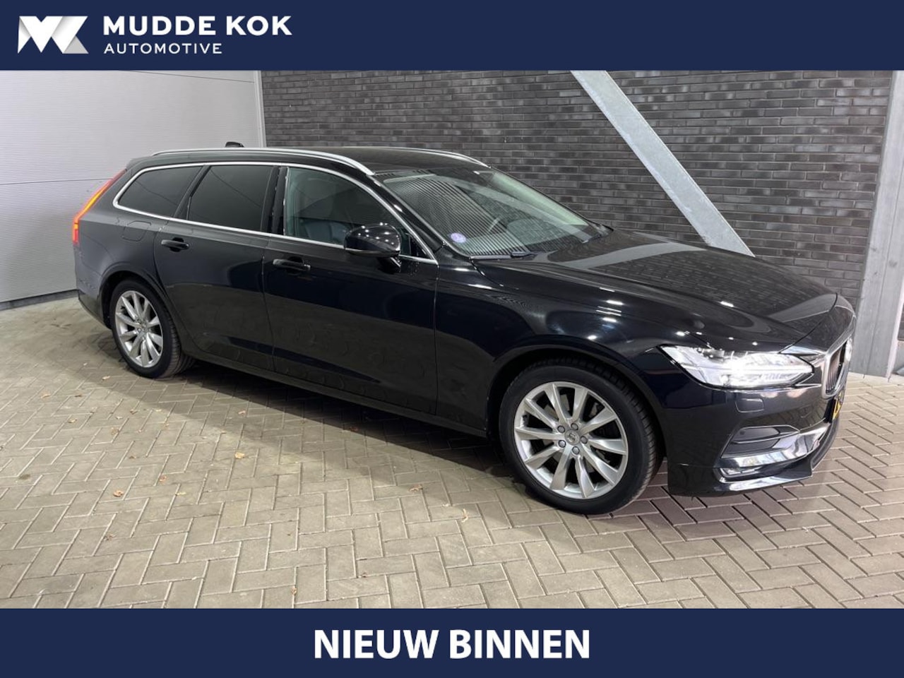 Volvo V90 - T4 Momentum | ACC | BLIS | Vol-Leder | Camera | Getint Glas | Apple Carplay - AutoWereld.nl