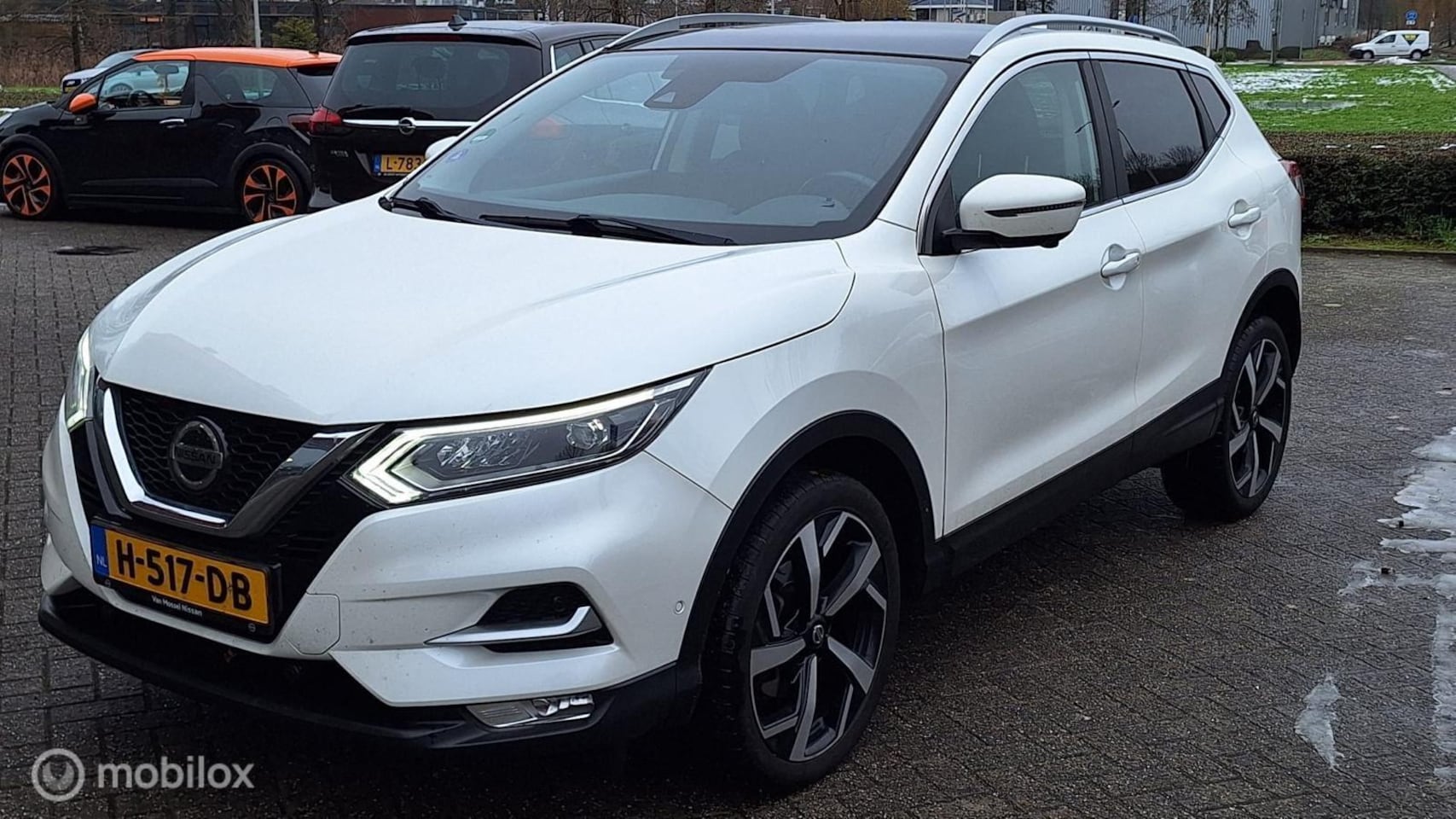 Nissan Qashqai - 1.3 DIG-T Tekna + - AutoWereld.nl