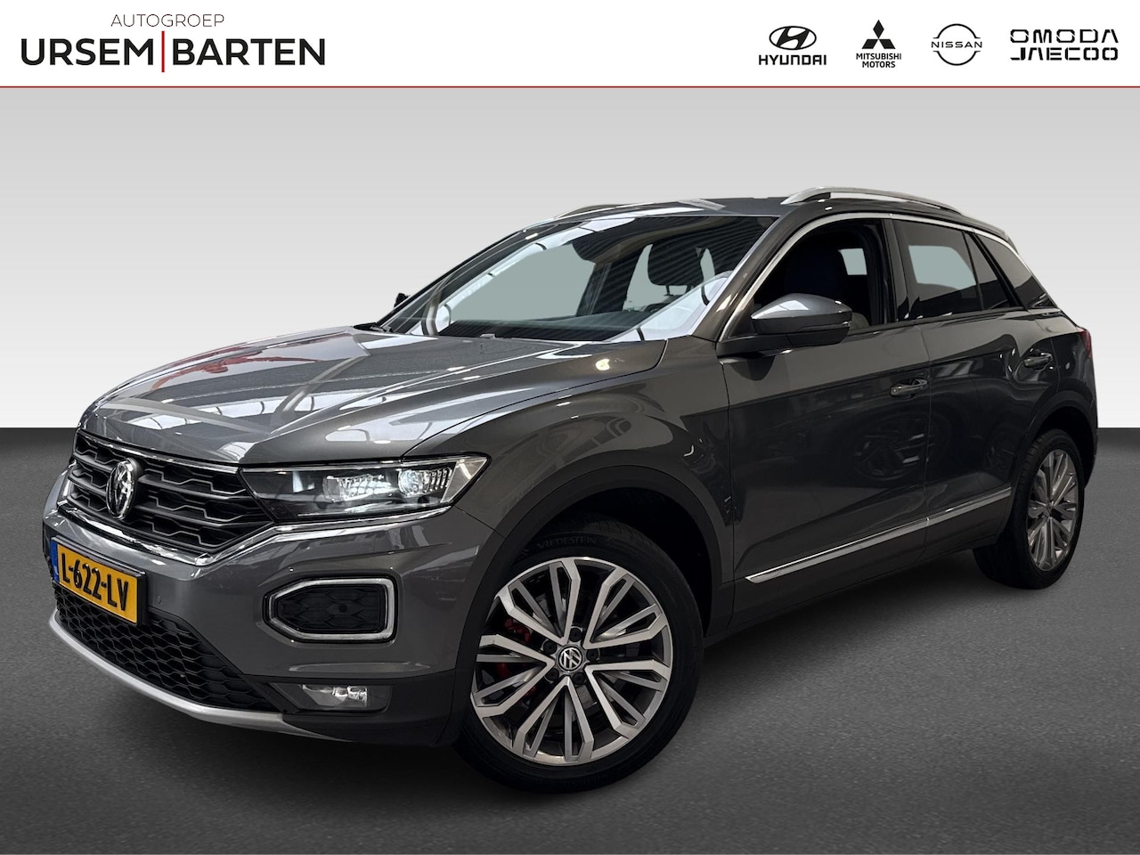 Volkswagen T-Roc - 1.5 TSI Sport Business R | Automaat | Trekhaak | Blind Spot | DCC - AutoWereld.nl
