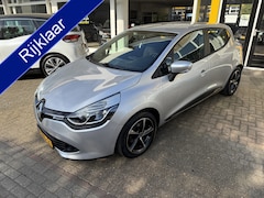 Renault Clio - 0.9 TCe Expression NAVIGATIE AIRCO LICHTMETALEN VELGEN CPV