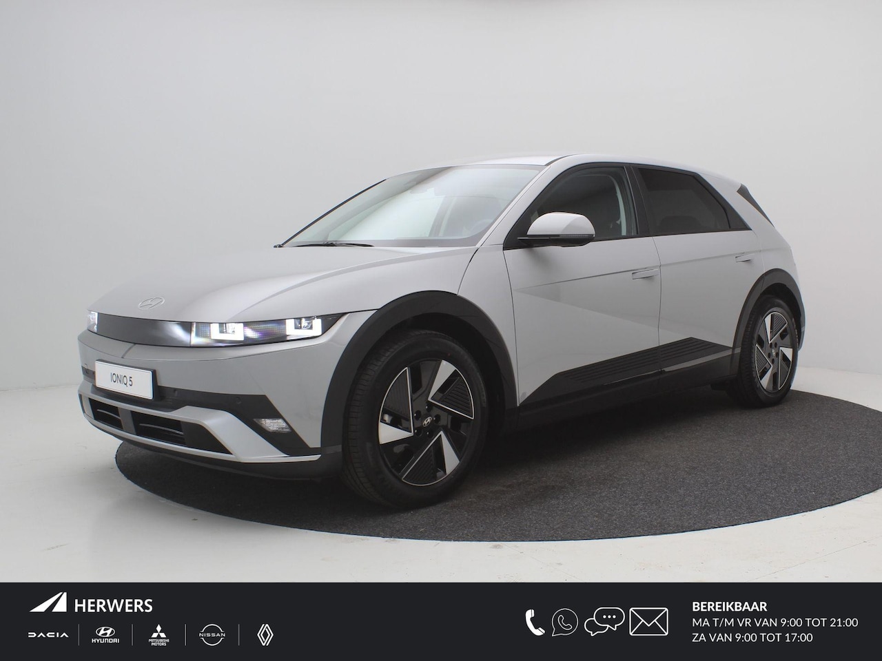 Hyundai IONIQ 5 - Pure Edition 84 kWh / Nieuw direct leverbaar / 3-fase / Navigatie / Perkeersensoren / 100% - AutoWereld.nl