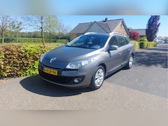 Renault Mégane Estate - 1.5 dCi Expression CLIMA/NAVI BJ 2012