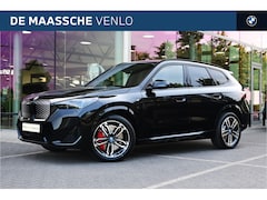 BMW iX1 - eDrive20 M Sport / Trekhaak / Sportstoelen / Achteruitrijcamera / M Adaptief onderstel / A