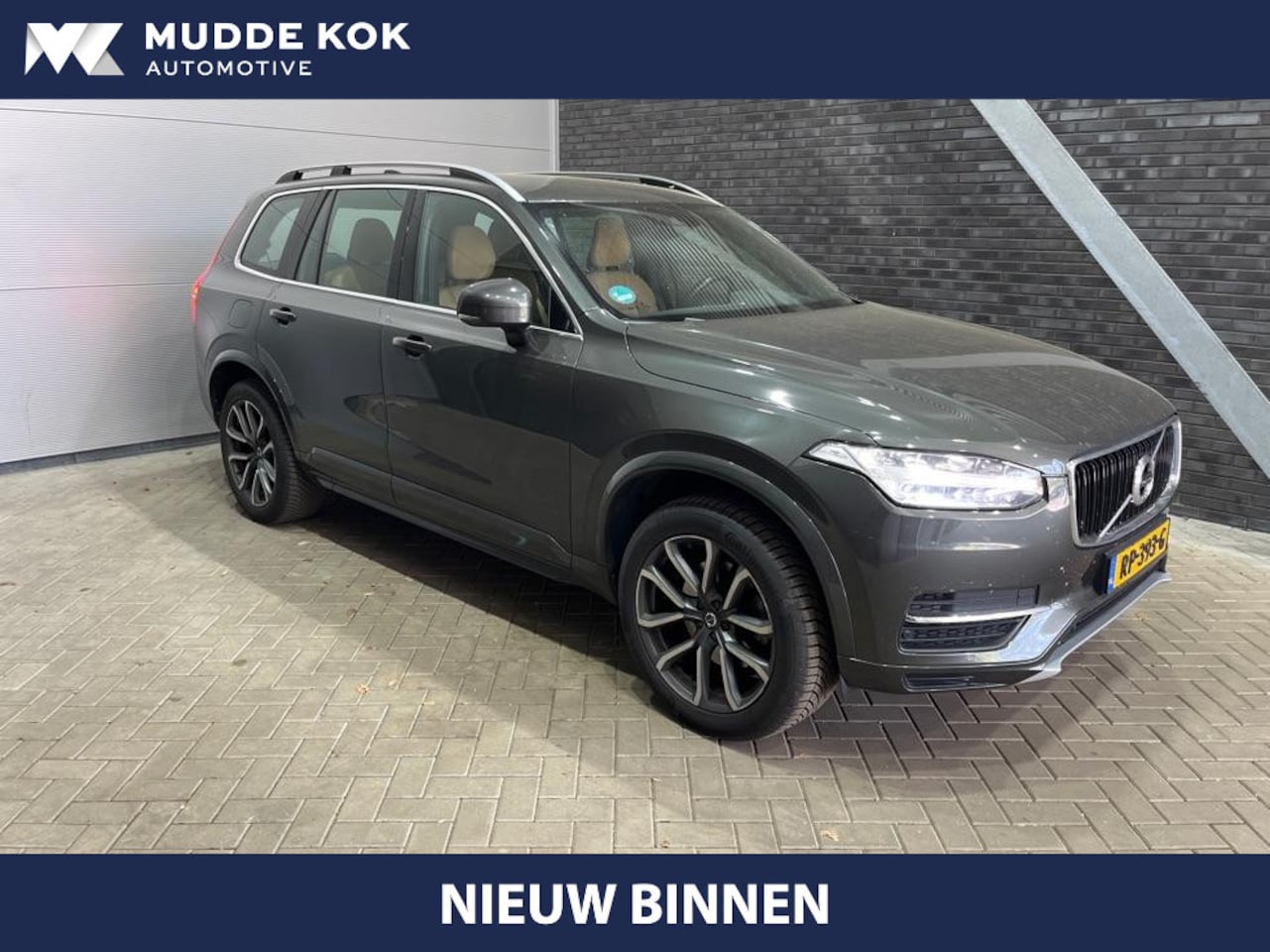 Volvo XC90 - D4 Momentum | 7P | Trekhaak | Leder | Camera | ACC | Apple Carplay - AutoWereld.nl