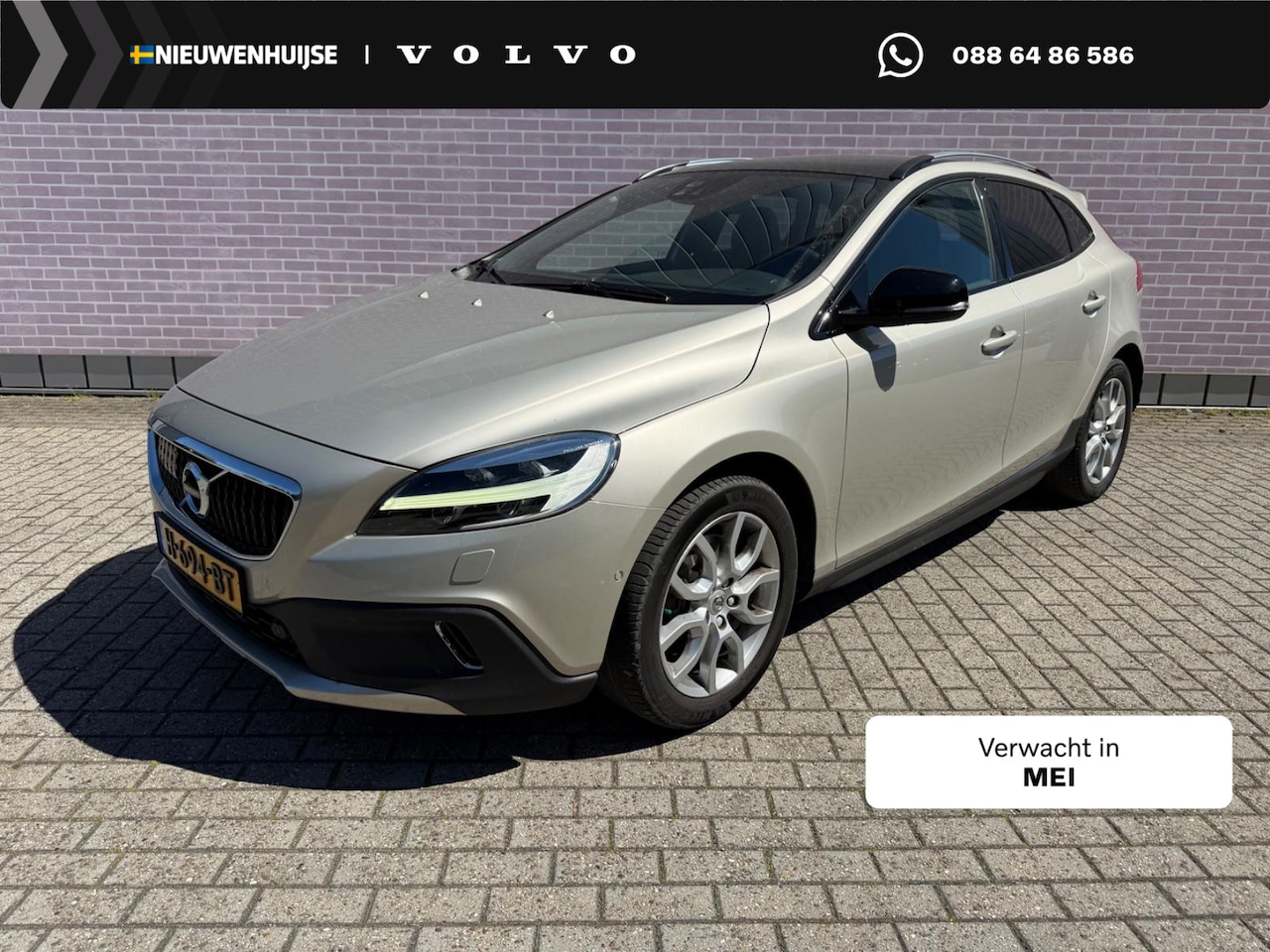 Volvo V40 Cross Country - 1.5 T3 Polar+ Luxury | Lederen Bekleding | Panoramadak | Achteruitrijcamera | Parkeersenso - AutoWereld.nl