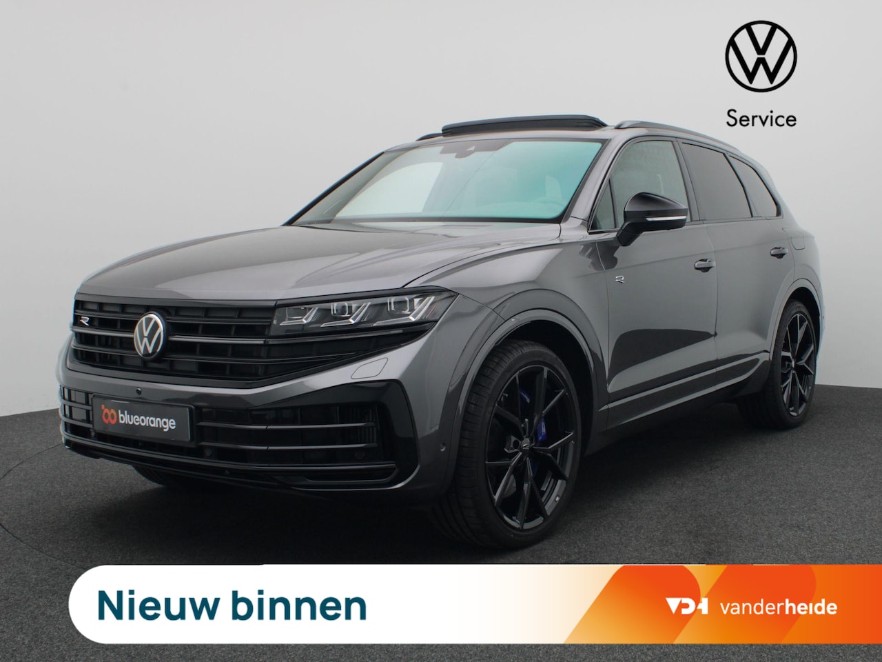 Volkswagen Touareg - 3.0 TSi eHybrid 4MOTION R Edition 467PK Aut. matrix led, trekhaak, panoramadak, 360gr. cam - AutoWereld.nl