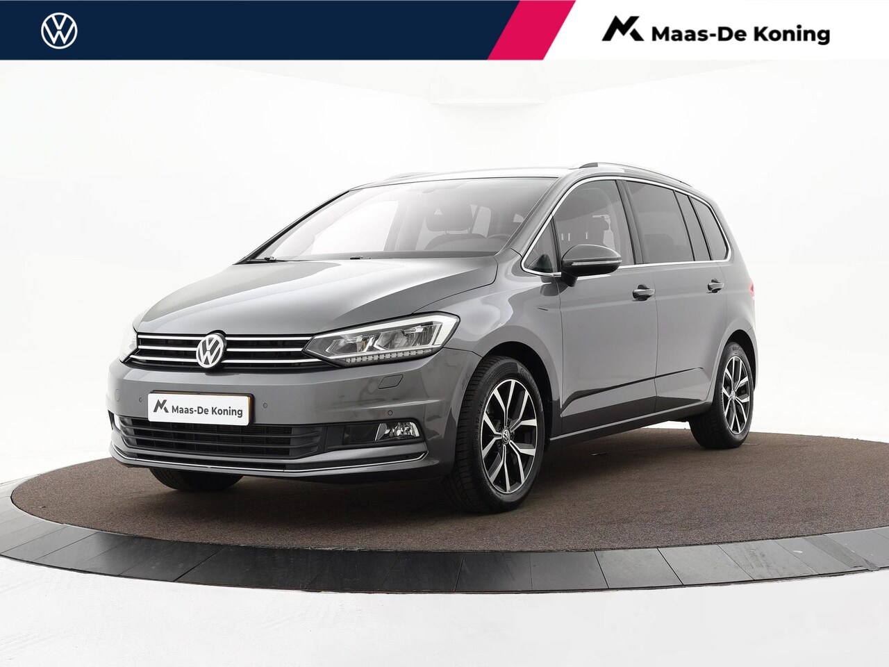 Volkswagen Touran - 1.4 TSI 150pk DSG Highline 7p · Camera · Wegklapbare Trekhaak · Apple/Android Car Play · N - AutoWereld.nl