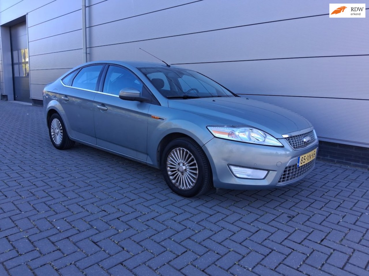 Ford Mondeo - 1.6-16V Titanium / 118045 k.m. - AutoWereld.nl
