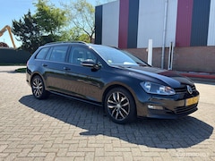 Volkswagen Golf Variant - 1.6 TDI Business Edition Connected R