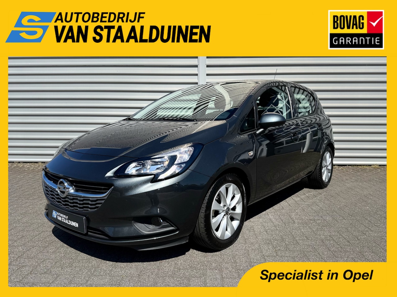 Opel Corsa - 1.4 90pk Favourite Navigatie | Apple carplay | Parkeersensoren achter | Trekhaak afneembaa - AutoWereld.nl