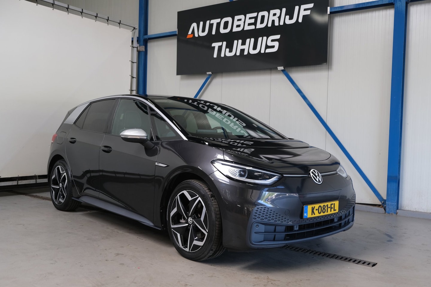 Volkswagen ID.3 - First Plus 58 kWh > €11900,- Netto Export < - AutoWereld.nl