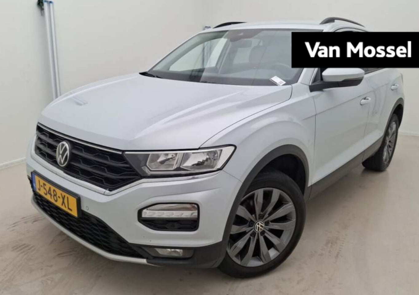 Volkswagen T-Roc - 1.0 TSI Style | 116 PK | | Apple Carplay / Android Auto | Navigatie | Parkeersensoren Voor - AutoWereld.nl
