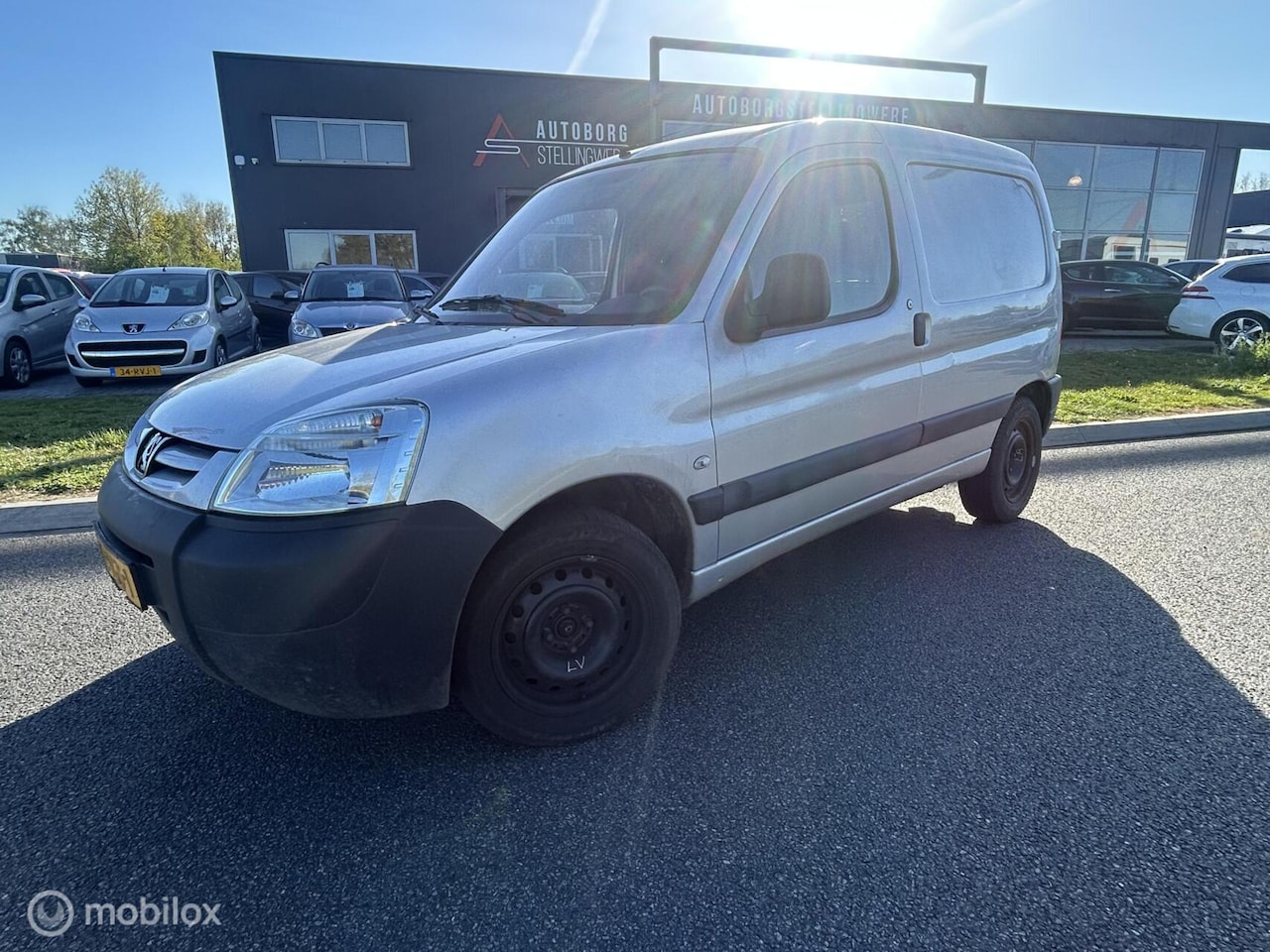 Peugeot Partner - bestel 170C 1.6 HDI airco [ HANDEL / EXPORT ] - AutoWereld.nl
